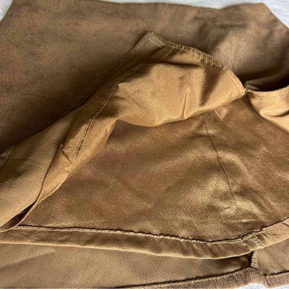HYFVE Short Story Women's Brown Mini Pencil Skirt Front Side Slit L Brand New - Picture 4 of 7